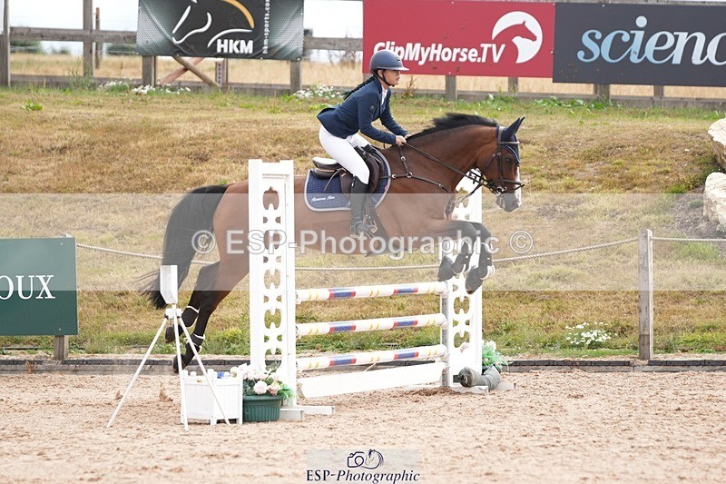 260730-104009-01709 - Cls 1 British Novice and 90cm