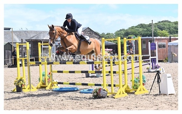 BPP_1070 - CLASS 4 FRI Newcomers/ 1.10m Open
