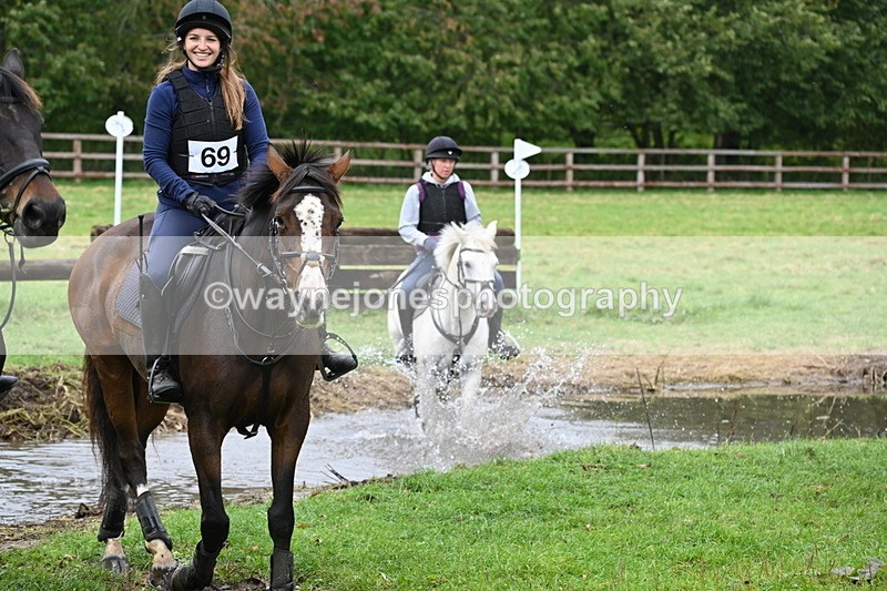 WJ6_4689 - Time at Photographer 11:57 to 12:14