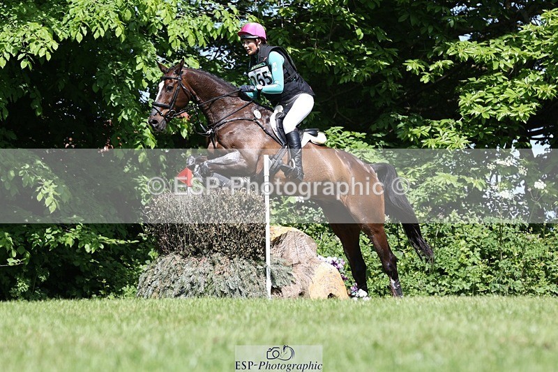 230527-110124-08923 - 265-ISAAC_NEWTON-Jess_Rimmer-XC