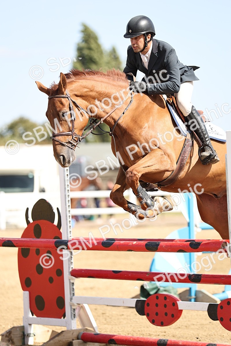 SBM_005095 - Class 6 = Senior Newcomers - 1.10m Open