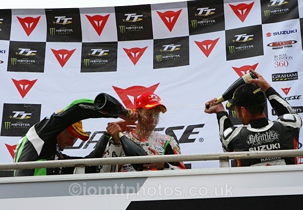  - Senior Race - TT 2010