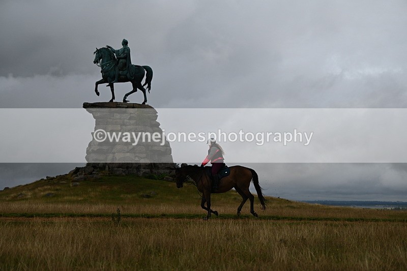 DSC_3939 - Time at Statue 14:56 to 15:05