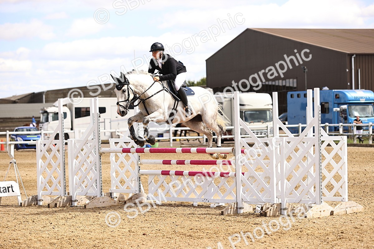 SBM_001195 - Class 6 - Senior Newcomers - 1.10m