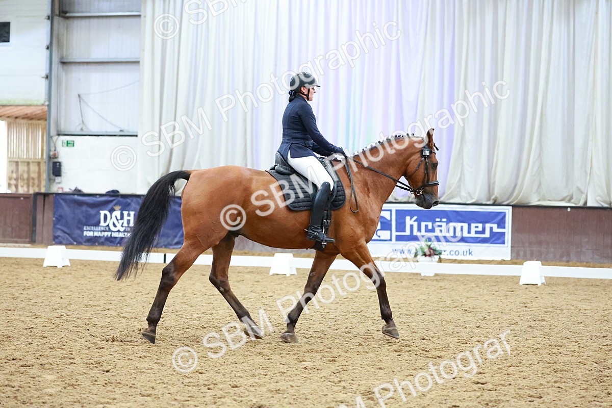 SBM_004141 - Class 12 - E2 Championship - 14.50-15.53