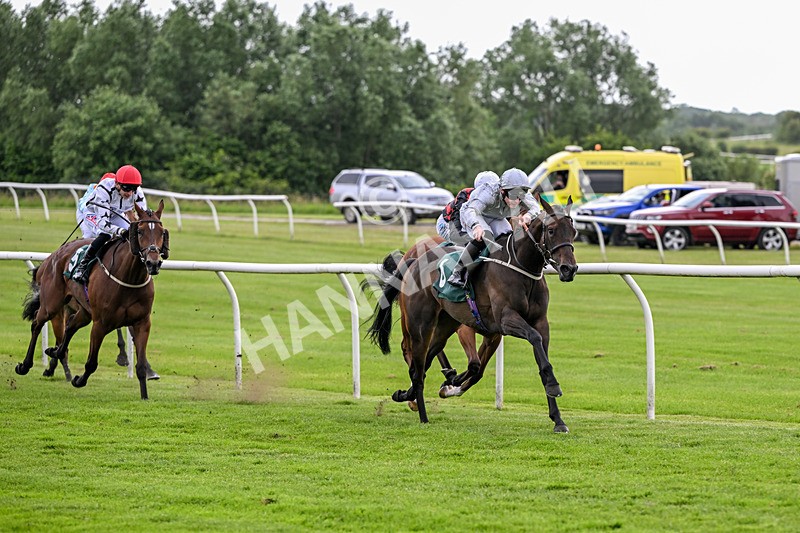 220626-Race 4-Velvet Rhythm-9190 - Race 4 16.00pm Congratulations To The Happy Couple EBF Fillies' Handicap