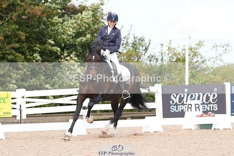 250906-111605-01968 - 030-Rebecca.Ezra.-.HamMaesmynach.Mr.Sam