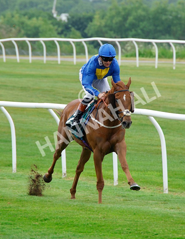 240525-Race 2-Hype Merchant-3 - Race 2