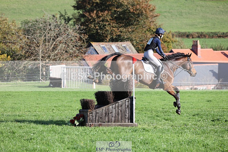 241025-111648-06453 - 015-Katie.Corbin-SPORTSFIELD.U2