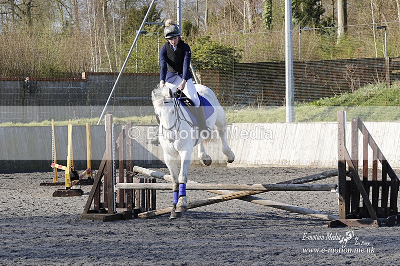 _EST0092 - Bourne Valley Riding Club Winter Showjumping 27/03/22