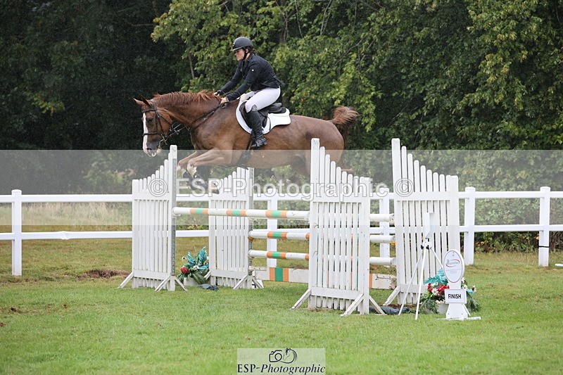 250830A-134322-06768 - Cls 16 Snr Newcomers and 1.10m Open