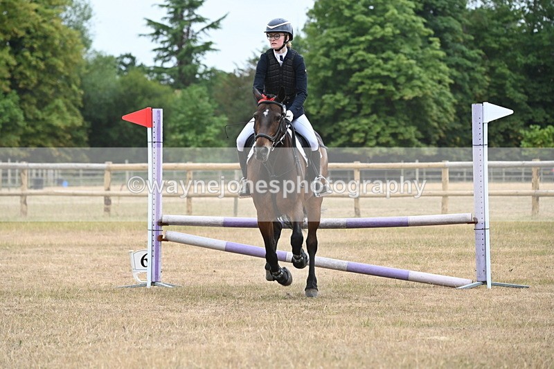 WJ6_0553 - Class 14 Intermediate Jumping 75cm