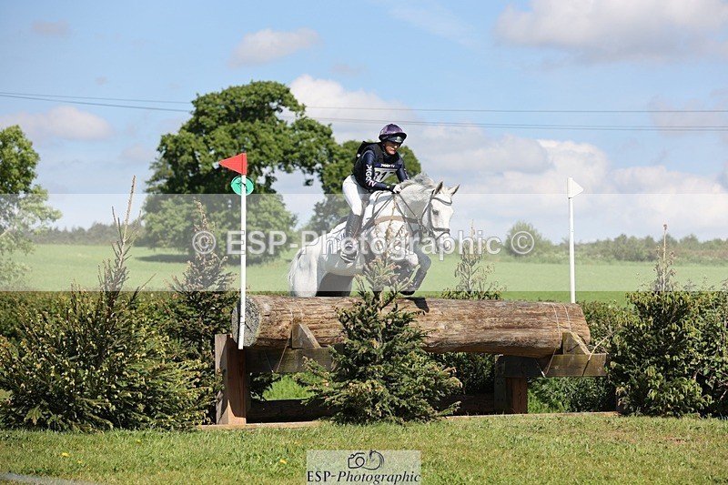 240525-100941-11929 - 317-FILIPO-Piggy_March