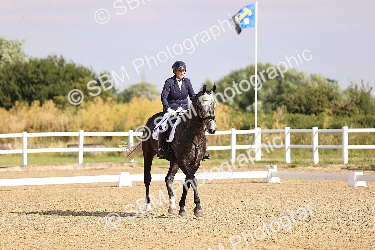 SBM_008497 - Novice 5 - 08.30-9.33