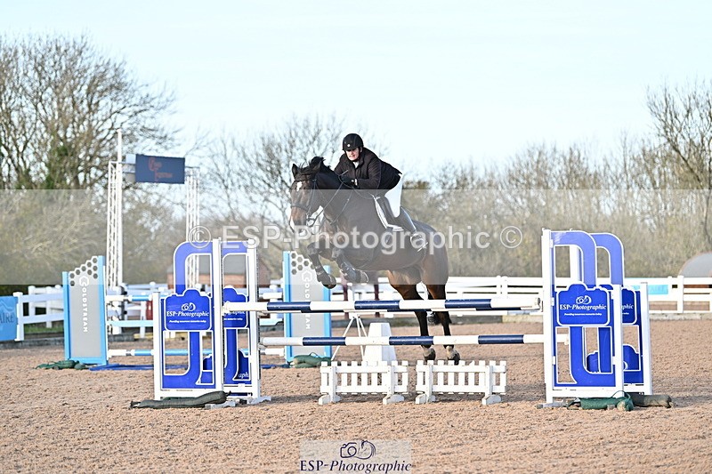 241113A-143034-00879 - Cls 05A&B Snr Fox & 1.20m Open