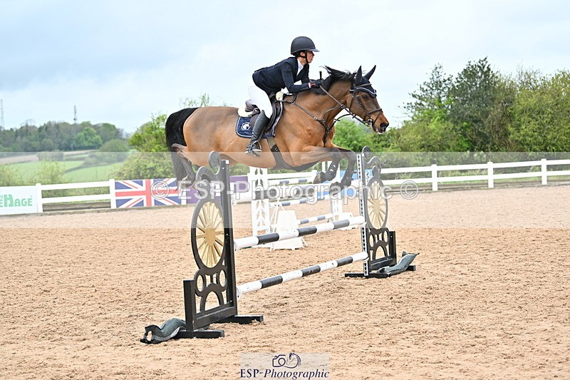 240501A-135823-00917 - Cls 8 Snr Foxhunter and 1.20m Open