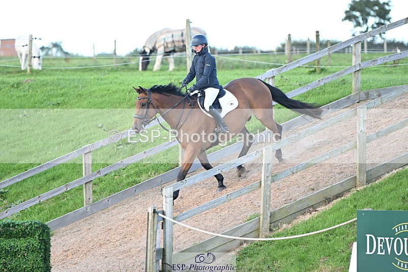 240912A-172440-02530 - Cls 7 Snr 90cm Open Speed Derby