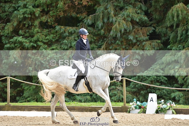 250719A-150618-06657 - 115-Louisa.Jenkins-Rosnastraw.Silver.Lady