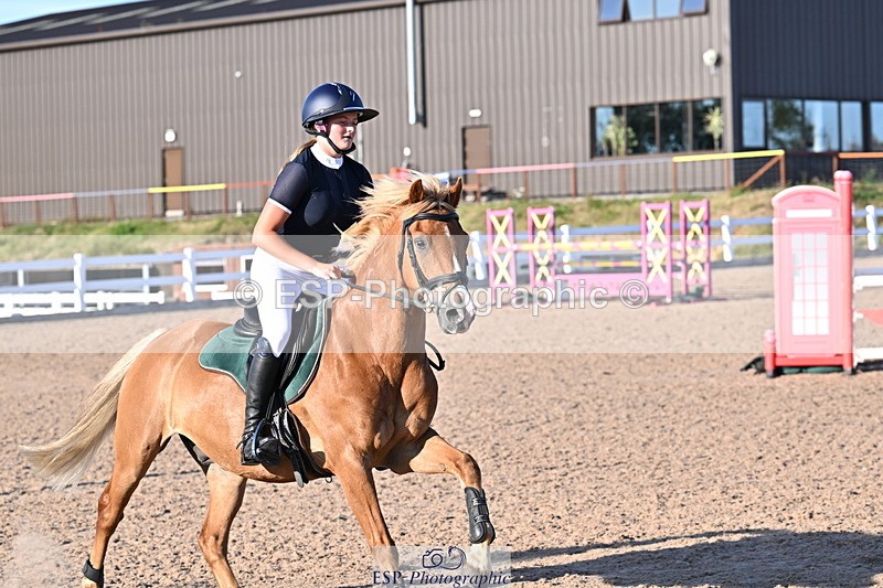 250708A-191111-00767 - 100cm Classes