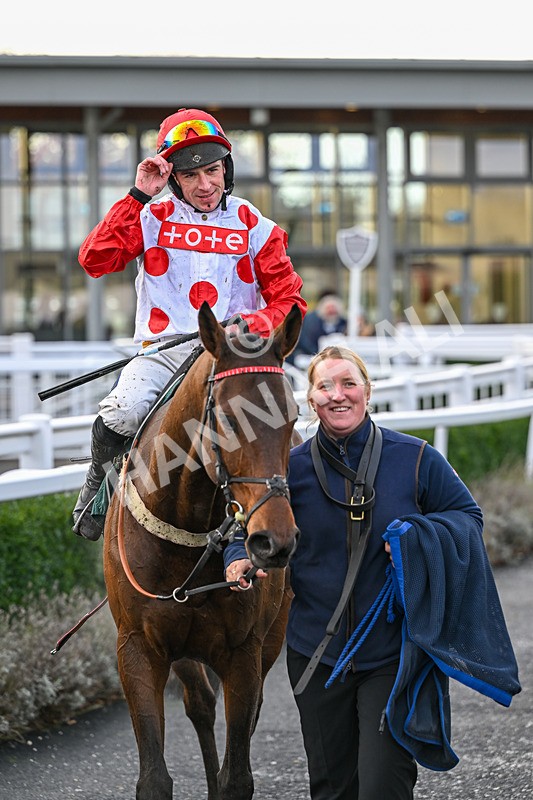 211125-Race 4-Silver Hill-7690 - Race 4