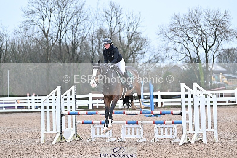 241127-093930-00049 - Cls 01A&B Brit Nov & 90cm Open