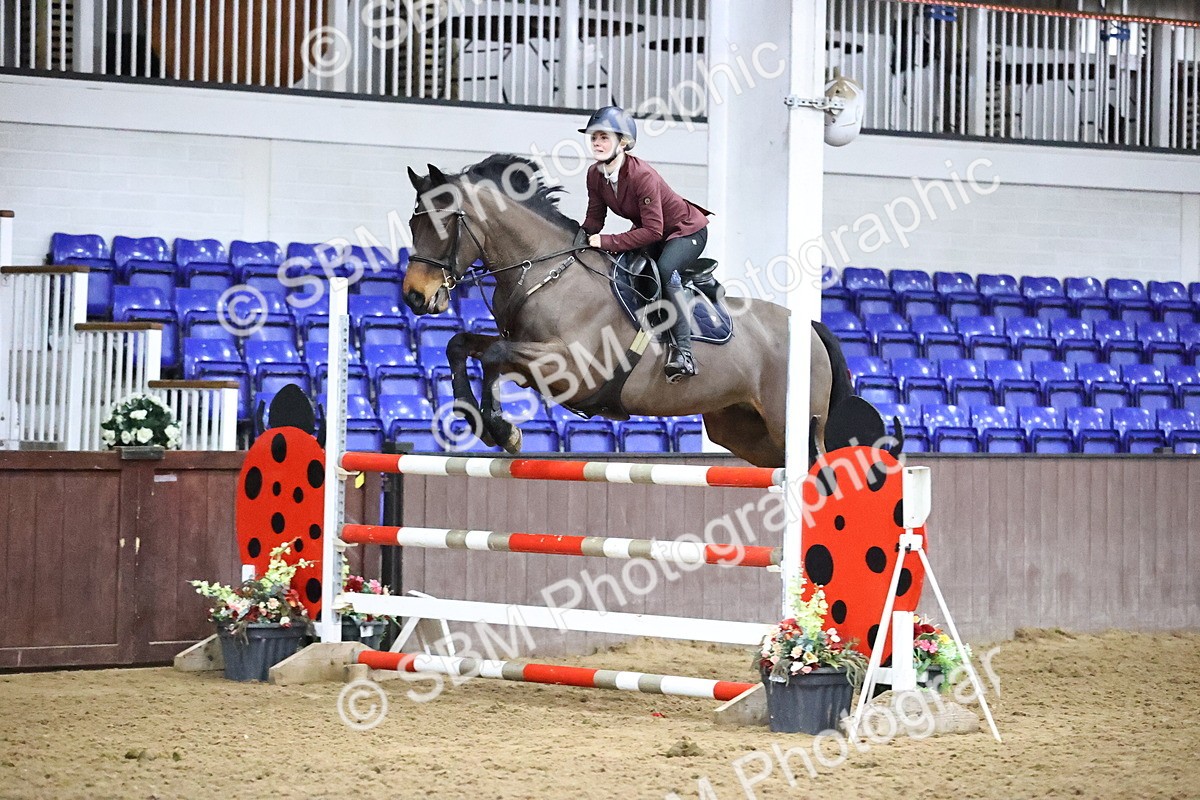 SBM_010210 - Class 25 - Equestrian Senior Foxhunter 1.20m