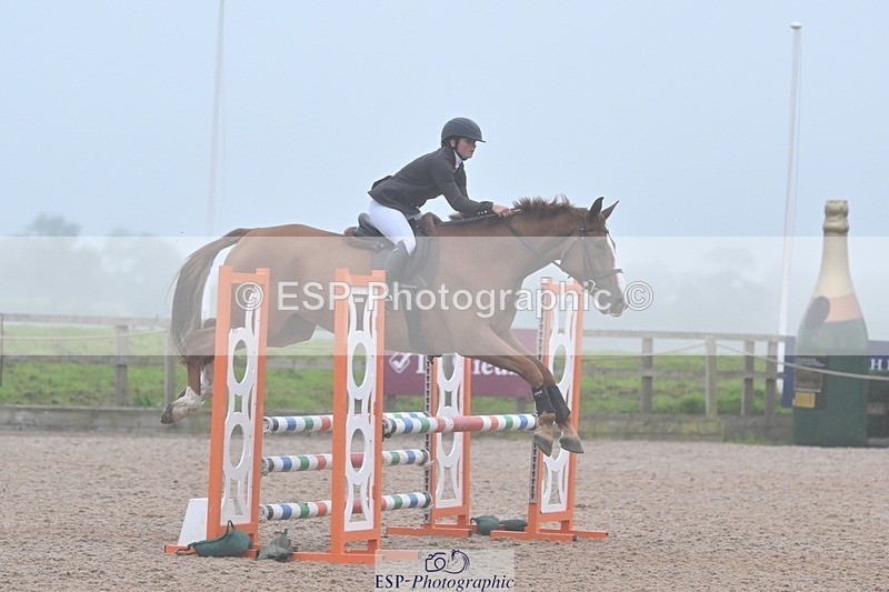 240813-193347-00964 - Classes 7 A&B 90cm