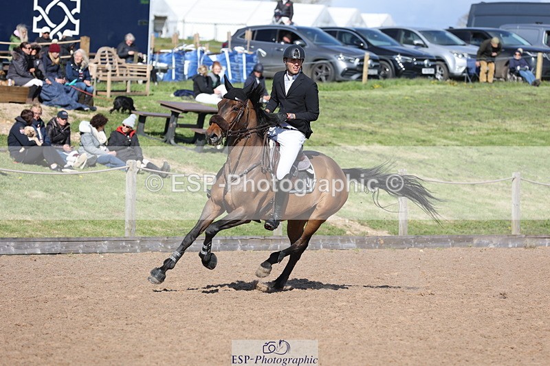 240419A-163027-09405 - Cls 10, 2 Star Big Tour 145cm  15.45 to 16.35 break