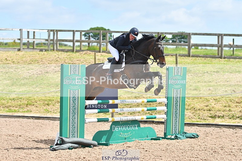 240609A-112056-04521 - Cls 17 Snr 1.05m Open