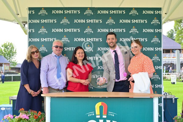 yr10072021r7-40 - Race 7: 5.15pm John Smith's Stakes