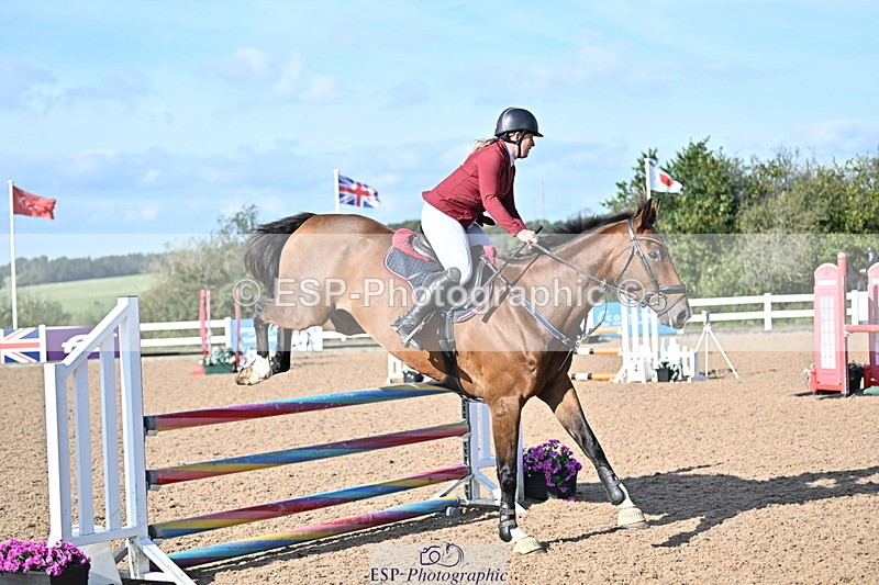 241004A-105307-01418 - Fri 07 Snr Brit Nov & 90cm Open