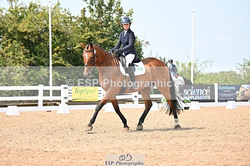 250816-134505-04743 - 117-Sophie.HawkeENORMOUSE