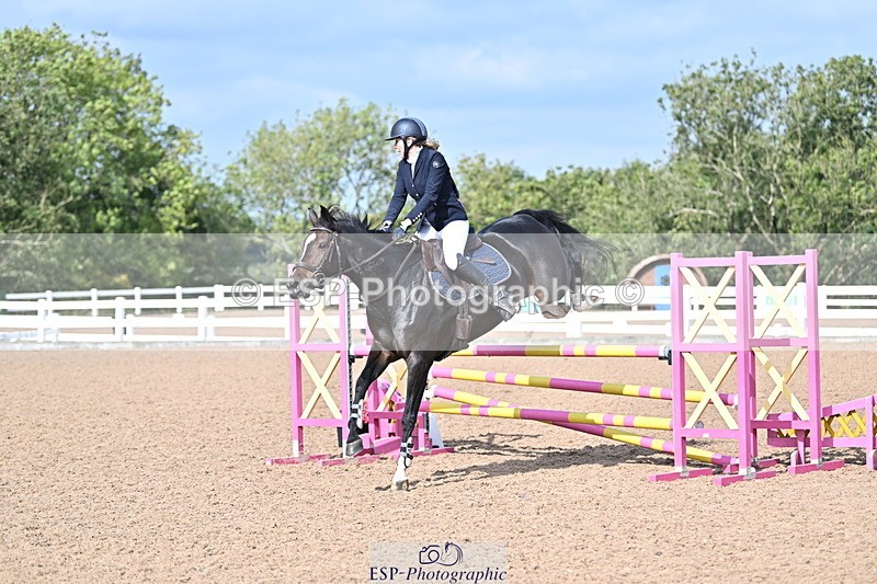 241004A-125559-02148 - Fri 09 95cm Amateur Quals