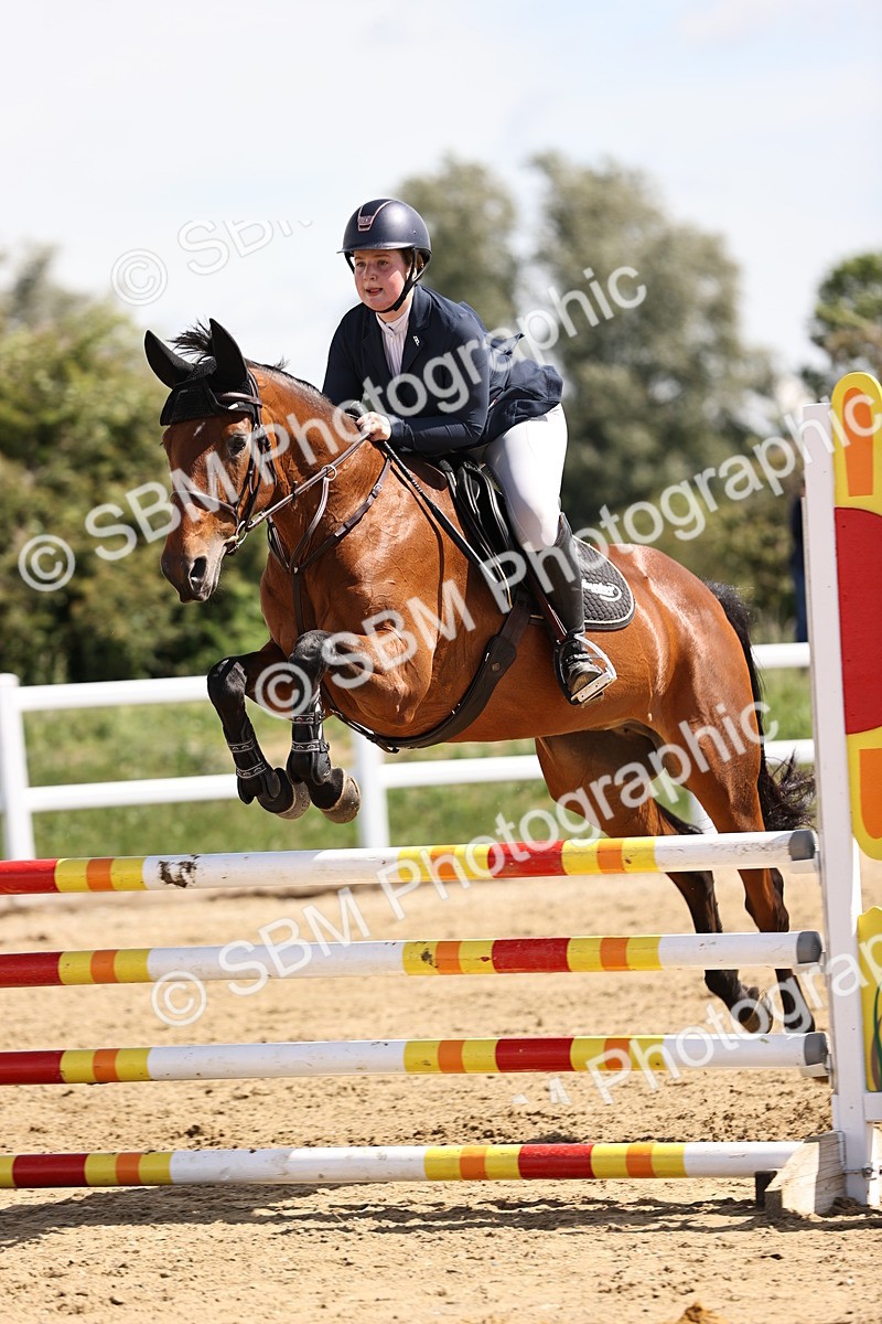 SBM_002395 - Class 9 - Senior British Novice - 90cm