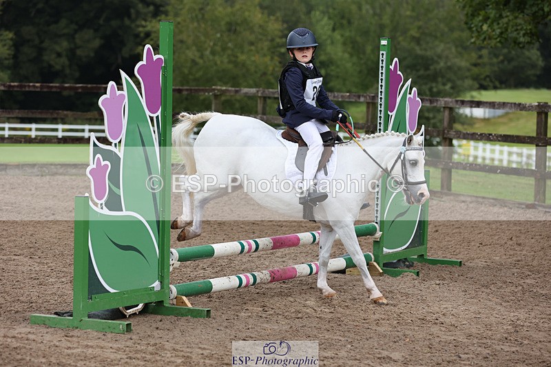 240822X-091817-00433 - 40cm R1 8.30 to 9.30