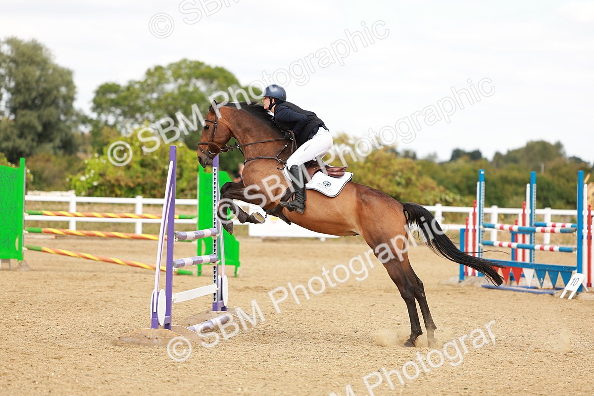 SBM_006941 - Class 4 - Senior British Newcomers - 1.10m