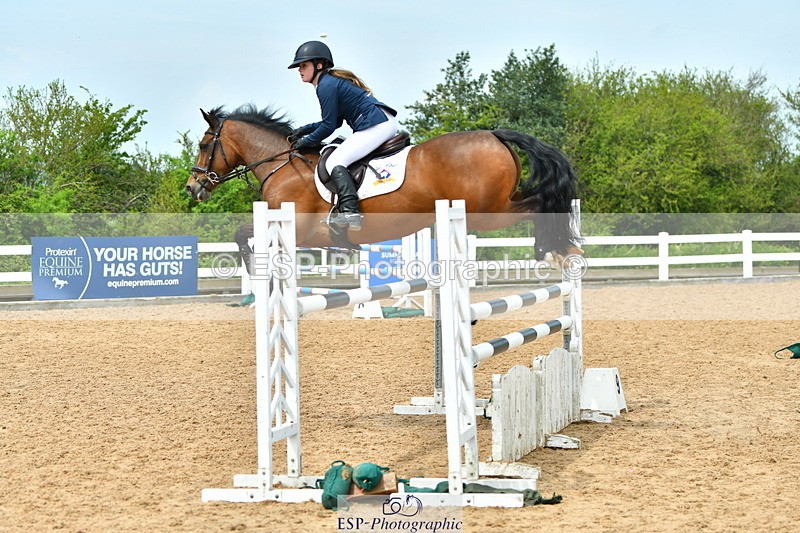 230514A-132005-02934 - Cls 25 Pony Foxhunter & 1.10m Open