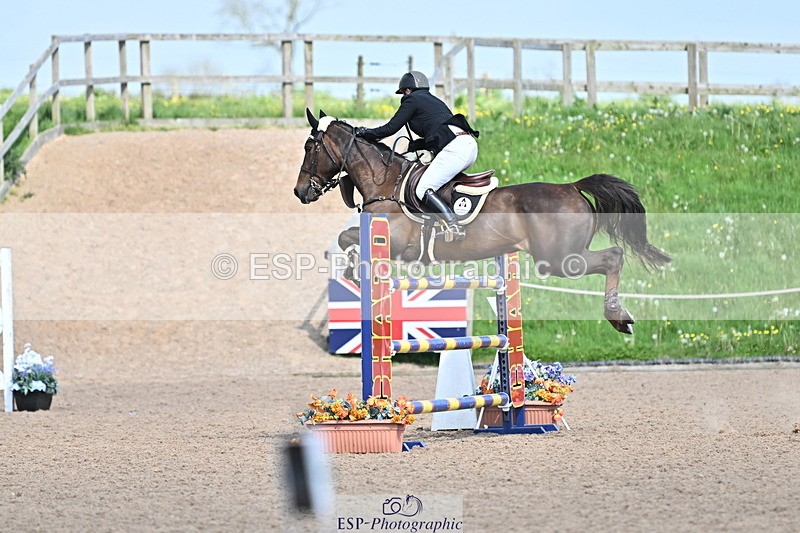 240509A-155451-03442 - Cls 12 Chard Equ Speed Derby