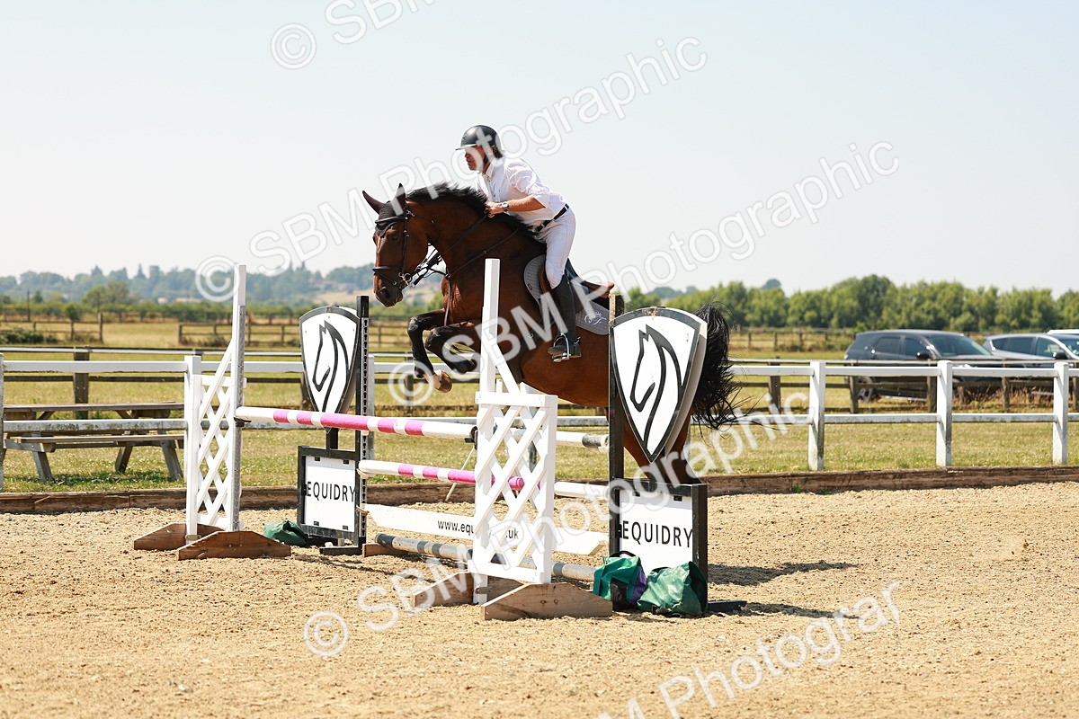 SBM_001227 - Class 4 - Senior Newcomers - 1.10m