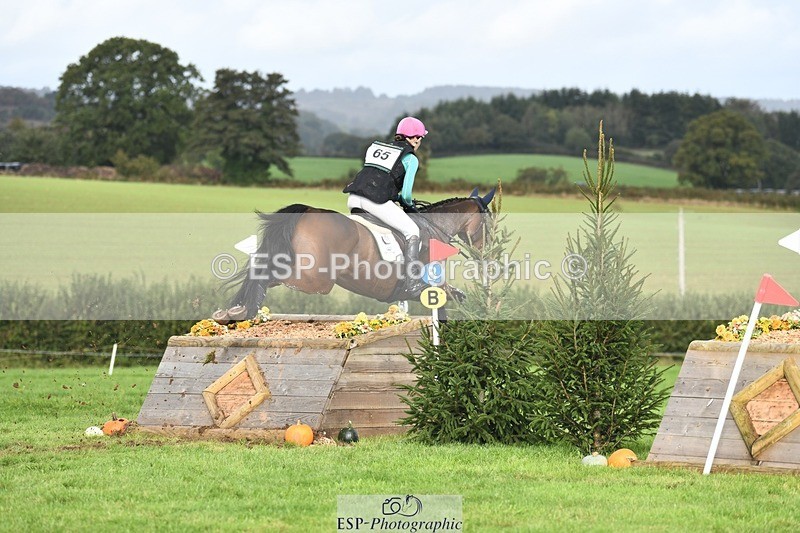 231020-124930-08622 - 065-SIR.HENRY.HALL-Jess.Rimmer-XC