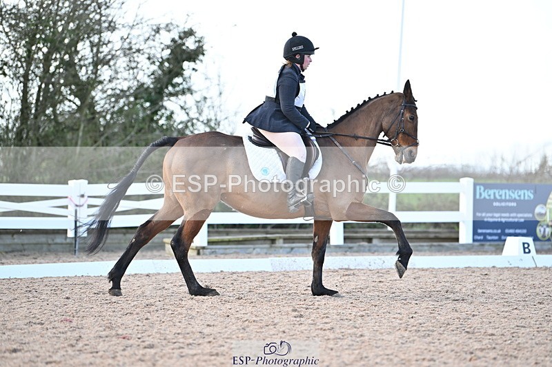 240324A-152938-04494 - Novice 27, 14.30 to 15.25