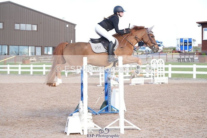 251025-142835-00629 - Cls 13 Pony Foxhunter and 1.10m