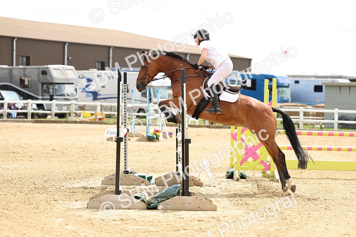 SBM_005135 - Class 18 - Senior 1.05m Open