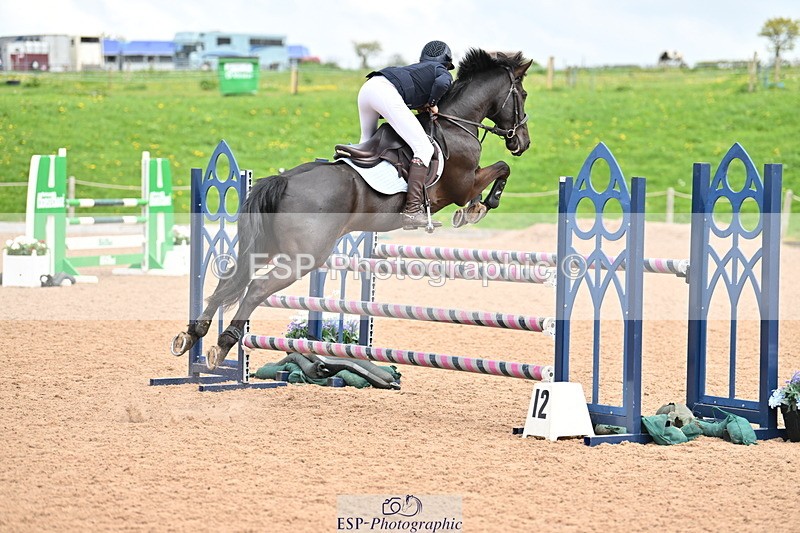 240506A-122053-08654 - Cls 5 Pony Foxhunter & 1.10m Open