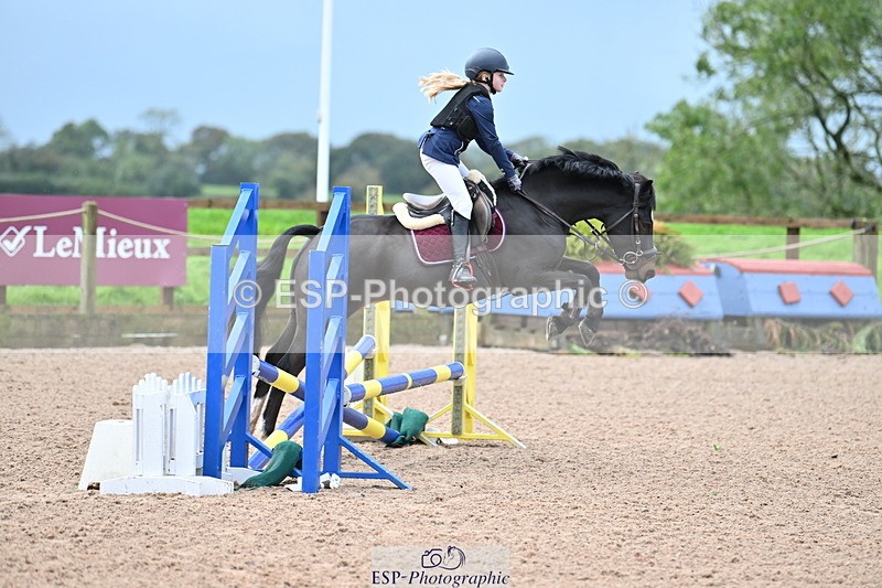 231029A-092754-02393 - 60cm Club and Schools