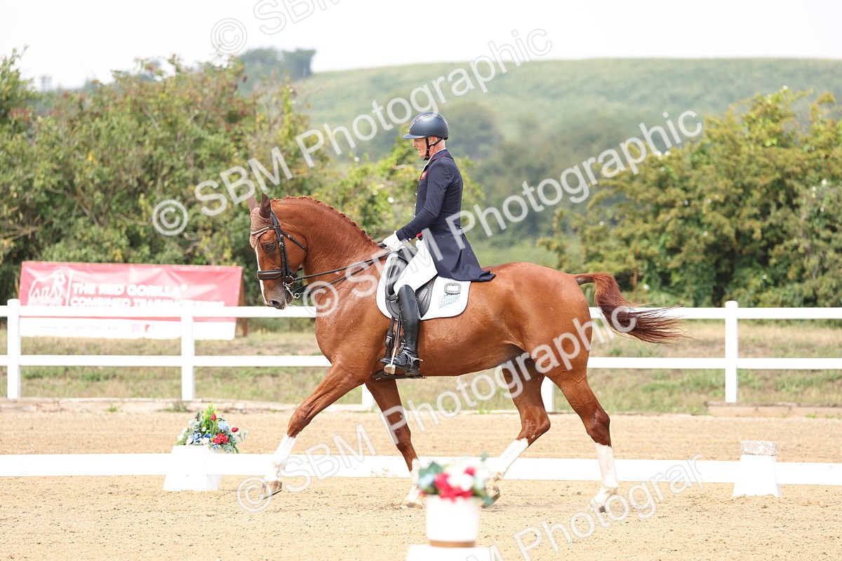 SBM_007393 - Class 9 - FEI INT I - 14.57-15.45