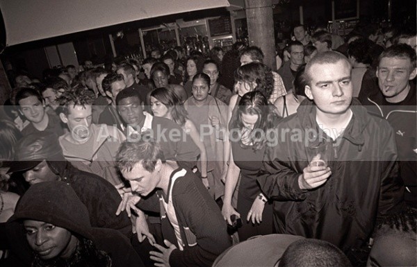 22 - Eardrum @ dry bar / dry201 manchester 27.11.99