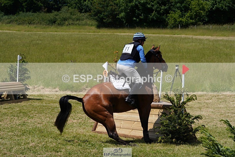 240629X-114608-1726 - 011-Katie_Ingram-HOLLYHATCH_HIGH_HOPES