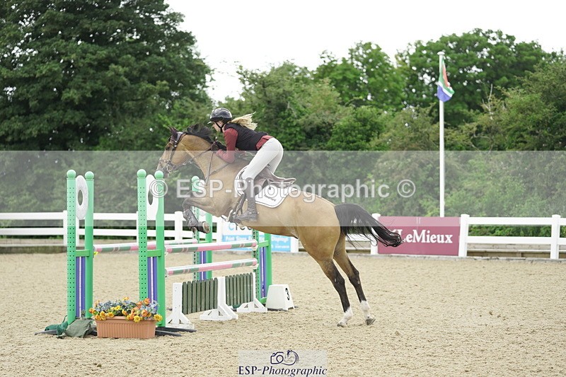 230728A-150316-02578 - Cls 11 1.05m Amateur Quali