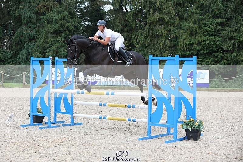 230908-172318-03274 - Cls 9 Snr Newcomers & 1.10m Open